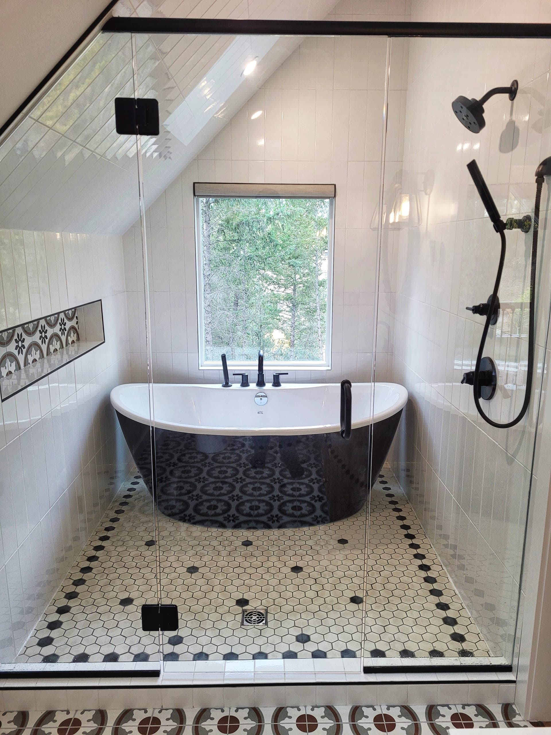 Recent project photo 6 from Alpine View Construction
